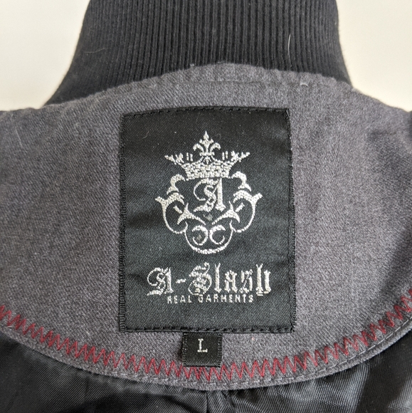 Black & Grey Bomber with Tiger - Picture 5 of 9